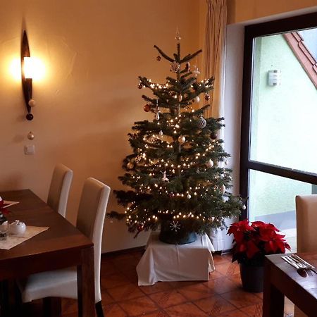 Pension Am Weinberg Bed & Breakfast Mainstockheim Esterno foto