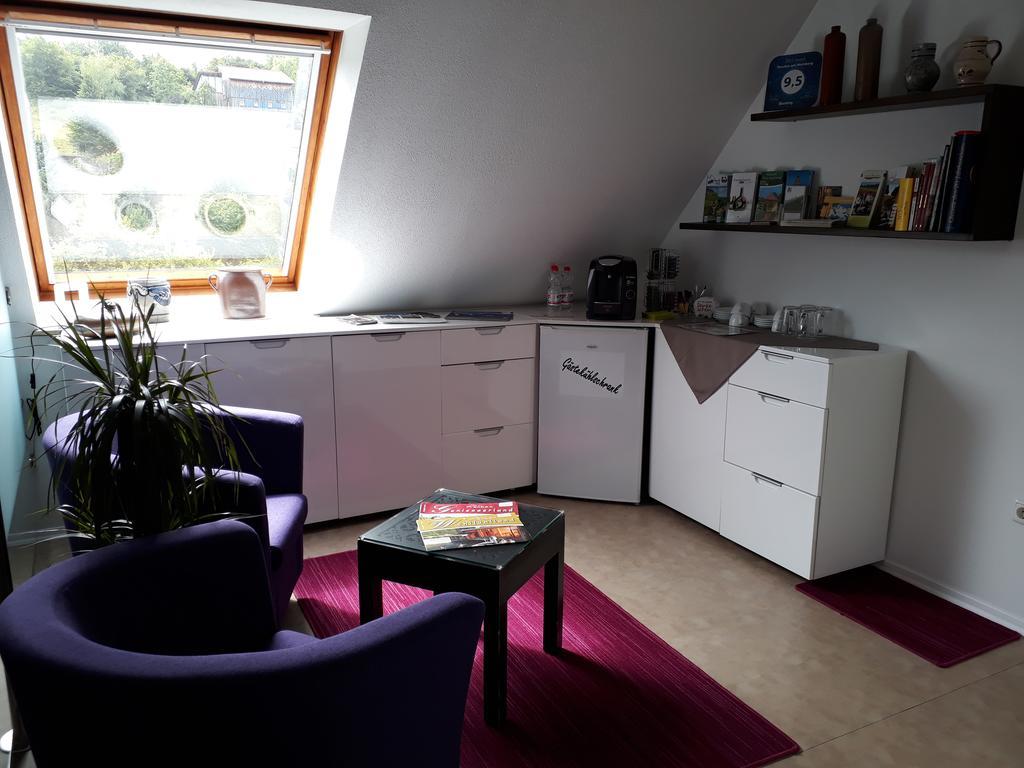 Pension Am Weinberg Bed & Breakfast Mainstockheim Esterno foto