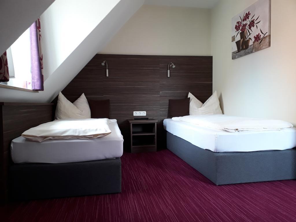 Pension Am Weinberg Bed & Breakfast Mainstockheim Esterno foto